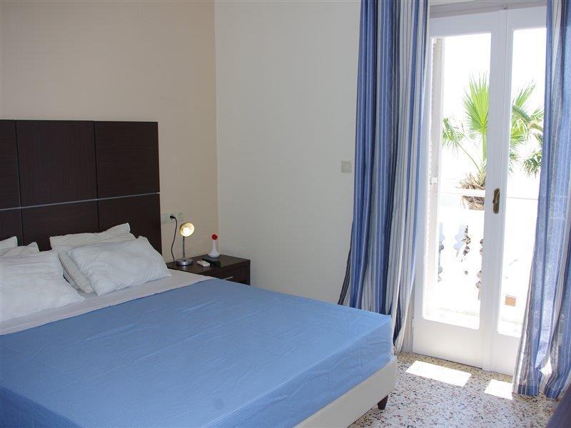 Kamari Blue Boutique Hotel Quarto foto