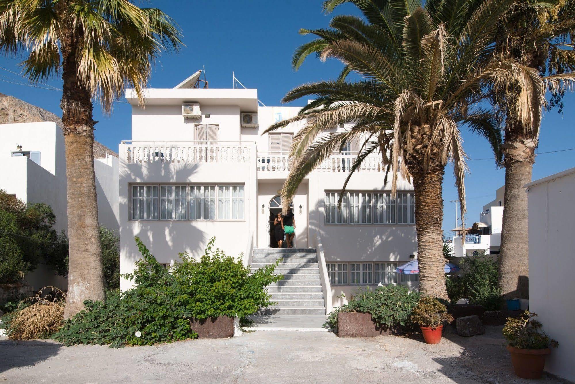 Kamari Blue Boutique Hotel Exterior foto